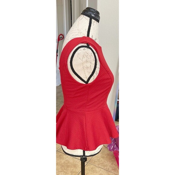 Forever 21 Womens Red Peplum Top  Medium Elegant Party Feminine Date Night Y2k - Picture 7 of 12